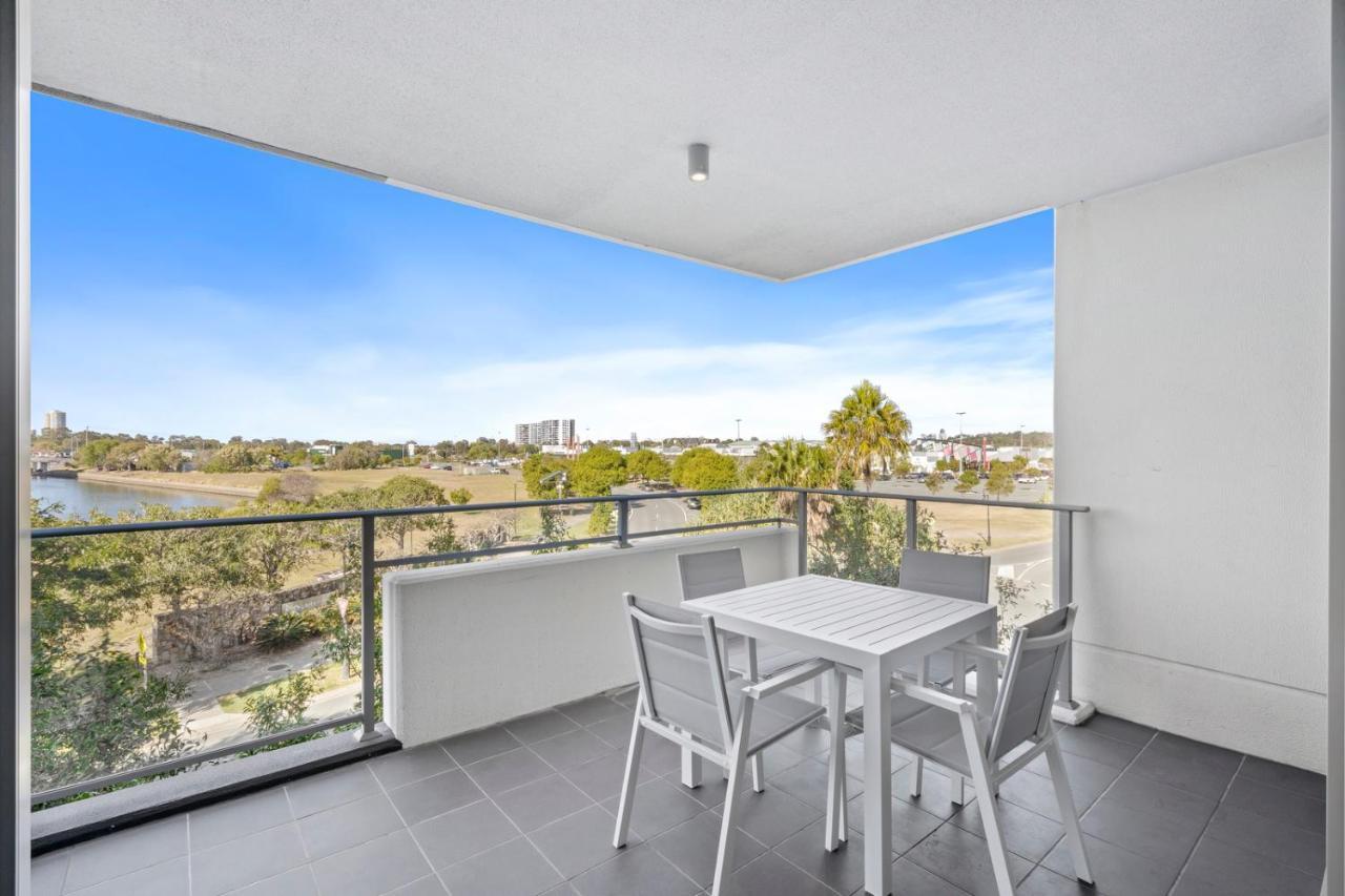 Harbour Quays Apartments Χρυσή Ακτή Εξωτερικό φωτογραφία